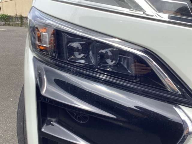 トヨタ ヴォクシー ２．０ ＺＳ 煌ＩＩ R2年 (近畿) 99