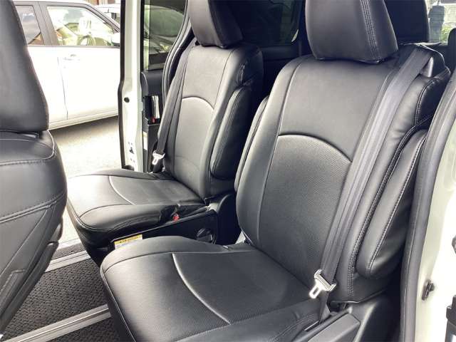 トヨタ ヴォクシー ２．０ ＺＳ 煌ＩＩ R2年 (近畿) 99