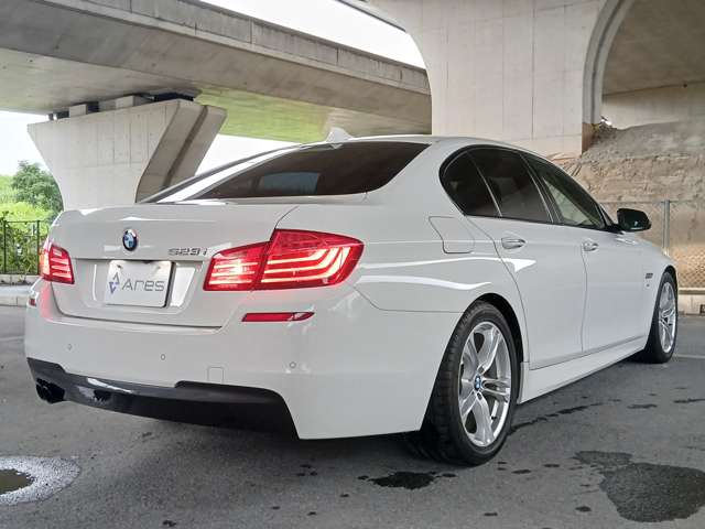 ＢＭＷ ５シリーズ ５２３ｉ　Ｍスポーツ H26年 (近畿) 99
