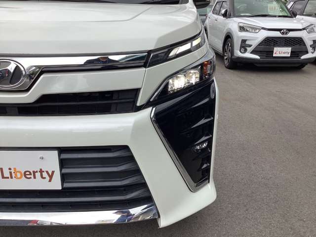 トヨタ ヴォクシー ２．０ ＺＳ H29年 (近畿) 99