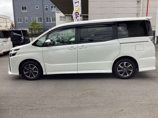 トヨタ ヴォクシー ２．０ ＺＳ H29年 (近畿) 99
