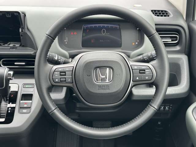 ホンダ フリード １．５ クロスター R8年 (東海) 99