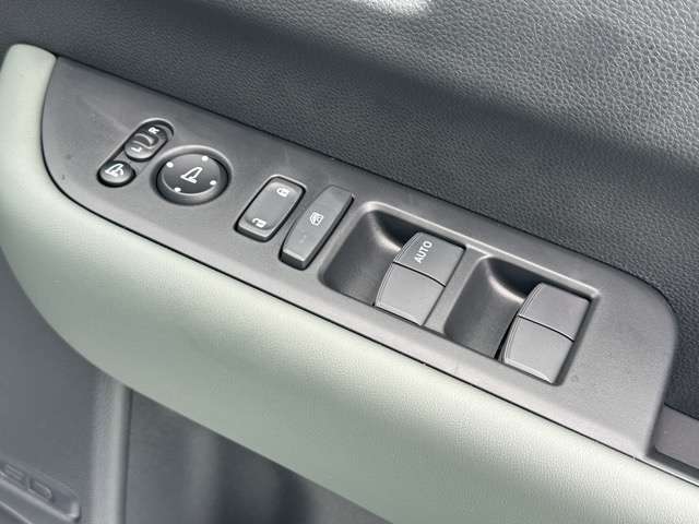 ホンダ フリード １．５ クロスター R8年 (東海) 99