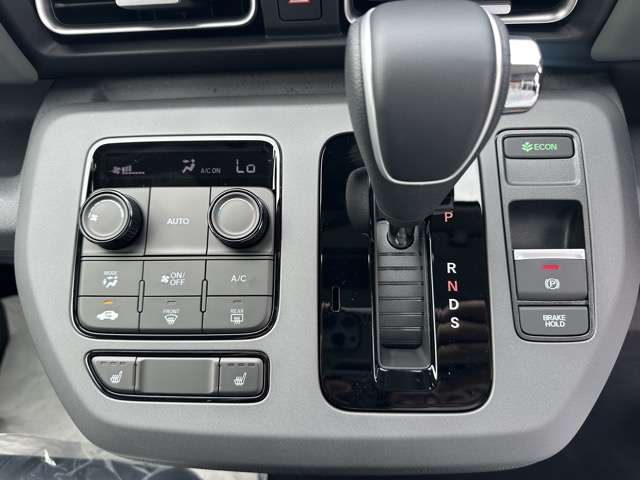 ホンダ フリード １．５ クロスター R8年 (東海) 99