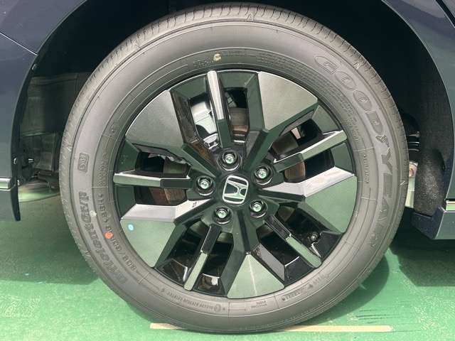 ホンダ ステップワゴン　ハイブリッド ２．０ Ｅ：ＨＥＶ スパーダ R8年 (東海) 99