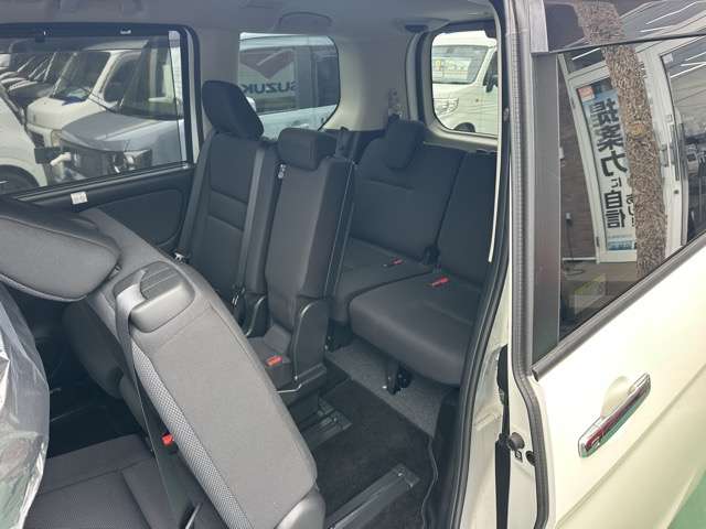 日産 セレナ ２．０ Ｘ H30年 (東海) 99