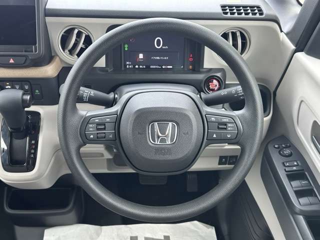 ホンダ Ｎ　ＢＯＸ ６６０ ファッションスタイル ２トーン R7年 (東海) 99