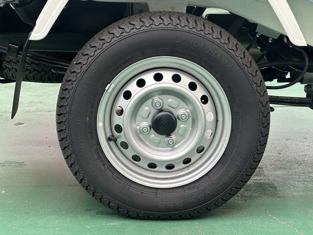 ダイハツ ハイゼットトラック ６６０ スタンダード ３方開 ４ＷＤ R8年 (東海) 99
