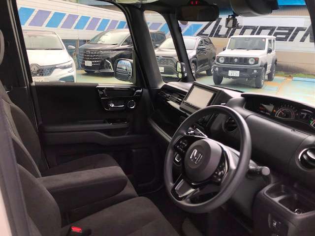ホンダ Ｎ　ＢＯＸ カスタム ６６０ Ｌ R5年 (甲信越・北陸) 99