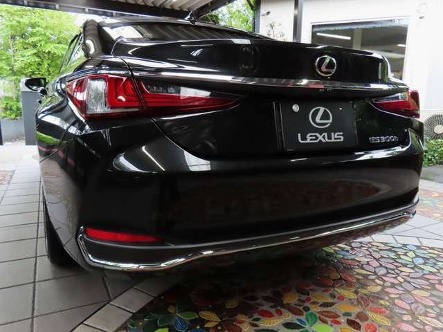 レクサス ＥＳ３００ｈ バージョンＬ R6年 (関東) 99