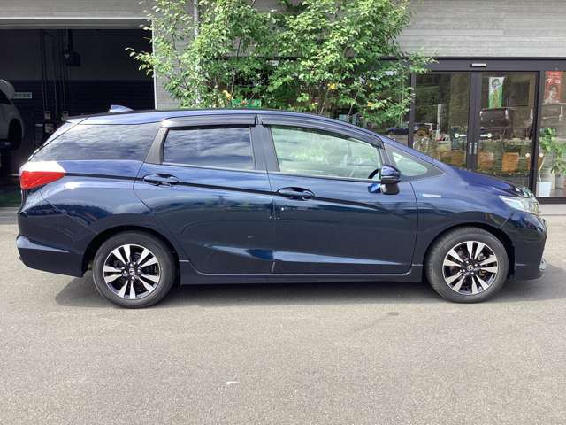 ホンダ シャトル １．５ ハイブリッド Ｘ H27年 (東北) 99