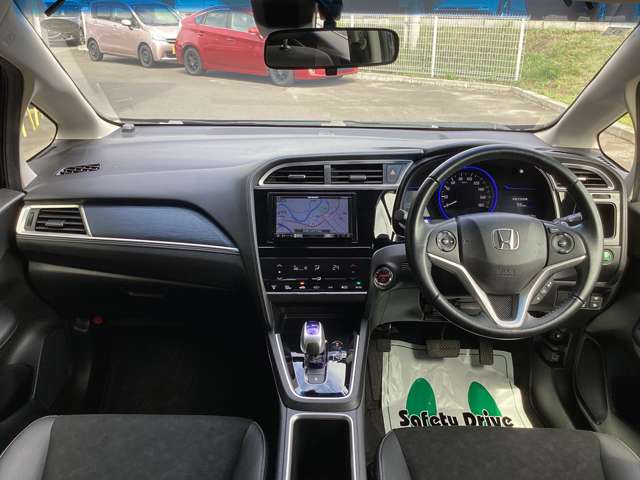 ホンダ シャトル １．５ ハイブリッド Ｘ H27年 (東北) 99