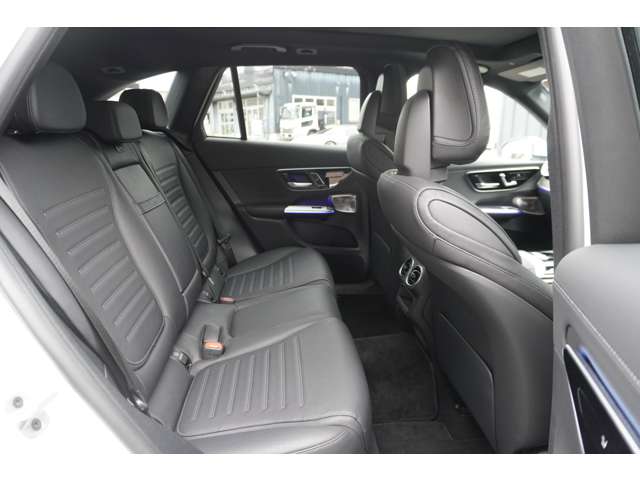 メルセデスベンツ ＧＬＣクラス ２２０ Ｄ ４マチック （ＩＳＧ搭載モデル） ＡＭＧラインパッケージ ディーゼルターボ４ＷＤ ＭＰ２０２５０１ R7年 (東北) 99