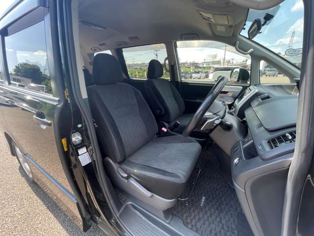 トヨタ ヴォクシー ２．０ ＺＳ H23年 (東北) 99