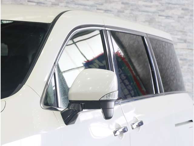 日産 エルグランド ２．５ ２５０ハイウェイスター ４ＷＤ H26年 (関東) 99