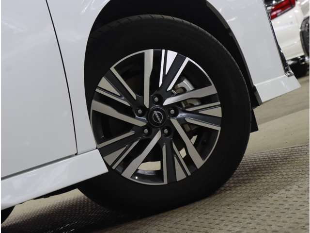 日産 セレナ １．４ Ｅ－ＰＯＷＥＲ ハイウェイスターＶ R6年 (関東) 99