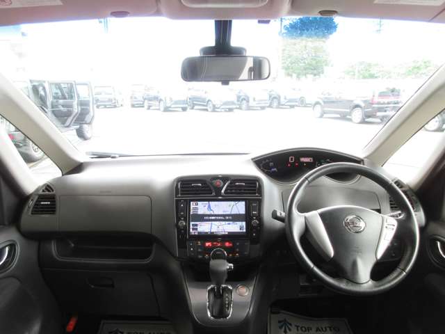 日産 セレナ ２．０ ライダー ブラックラインＺＺ Ｓ－ＨＹＢＲＩＤ H26年 (関東) 99