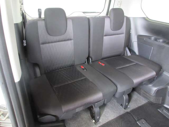 日産 セレナ １．２ Ｅ－ＰＯＷＥＲ ハイウェイスター Ｖ R1年 (関東) 99