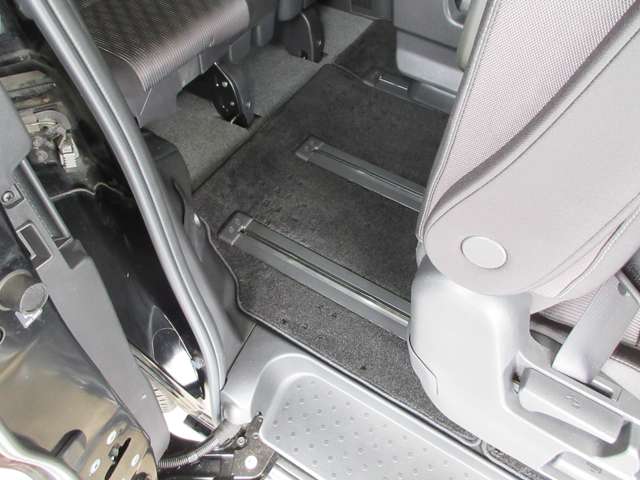日産 セレナ １．２ Ｅ－ＰＯＷＥＲ ハイウェイスター Ｖ R2年 (関東) 99