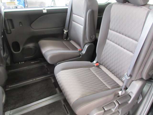 日産 セレナ １．２ Ｅ－ＰＯＷＥＲ ハイウェイスター Ｖ R2年 (関東) 99