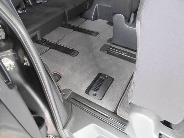 三菱 デリカ　Ｄ：５ ２．２ Ｄ パワーパッケージ ディーゼルターボ ４ＷＤ H25年 (関東) 99
