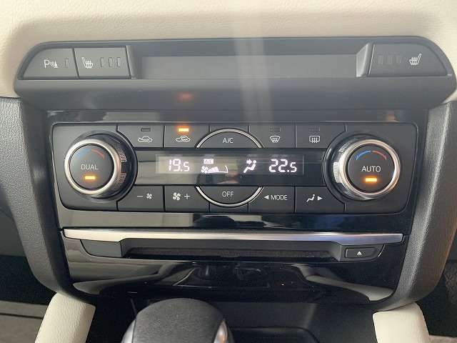 マツダ アテンザ　セダン ２．２ ＸＤ Ｌパッケージ ディーゼルターボ H27年 (関東) 99