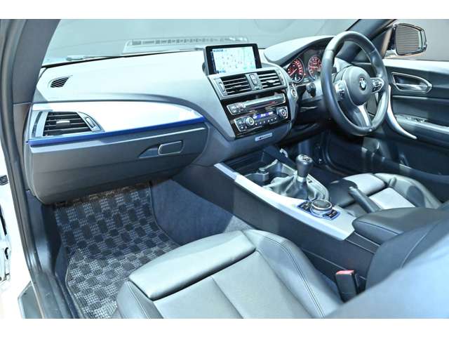 ＢＭＷ ２シリーズ Ｍ２３５Ｉ H27年 (関東) 99