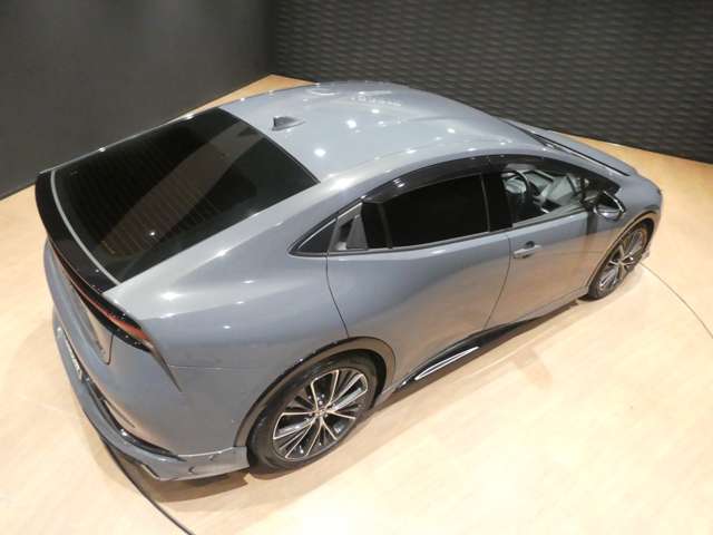トヨタ プリウス ２．０ Ｚ R5年 (関東) 99