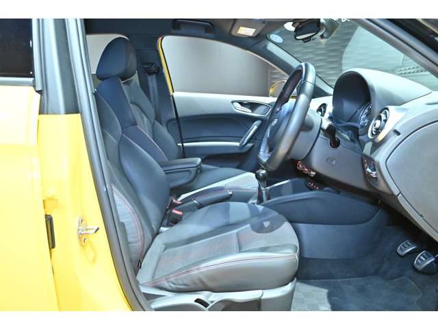 アウディ Ｓ１　スポーツバック ２．０ ４ＷＤ H27年 (関東) 99