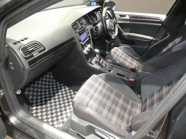 フォルクスワーゲン ゴルフ ＧＴＩ　パフォーマンス H26年 (関東) 99