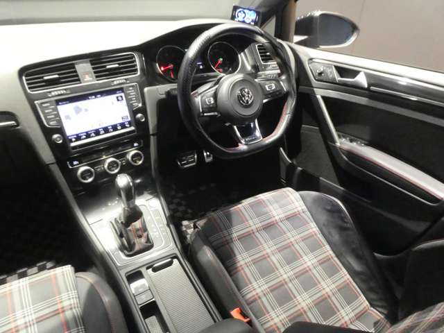 フォルクスワーゲン ゴルフ ＧＴＩ　パフォーマンス H26年 (関東) 99