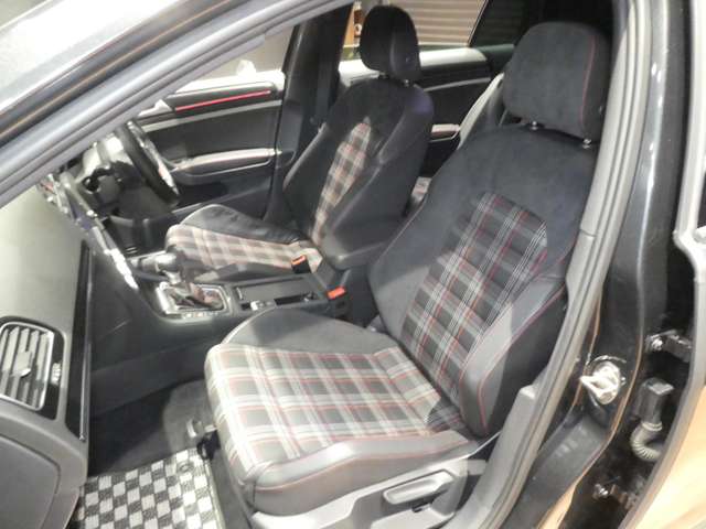 フォルクスワーゲン ゴルフ ＧＴＩ　パフォーマンス H26年 (関東) 99