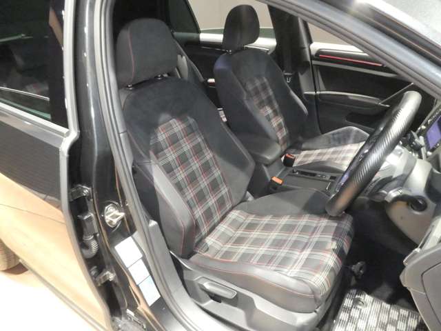 フォルクスワーゲン ゴルフ ＧＴＩ　パフォーマンス H26年 (関東) 99
