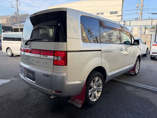 三菱 デリカ　Ｄ：５ ２．４ シャモニー ４ＷＤ H21年 (近畿) 99