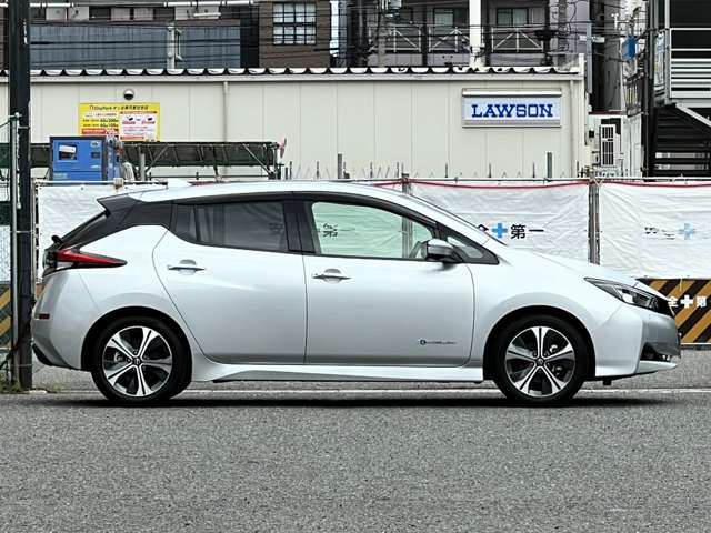 日産 リーフ Ｘ　Ｖセレクション R4年 (近畿) 99