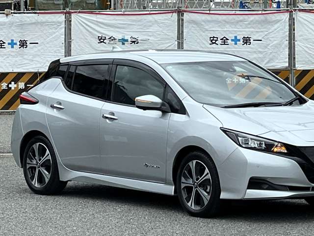 日産 リーフ Ｘ　Ｖセレクション R4年 (近畿) 99