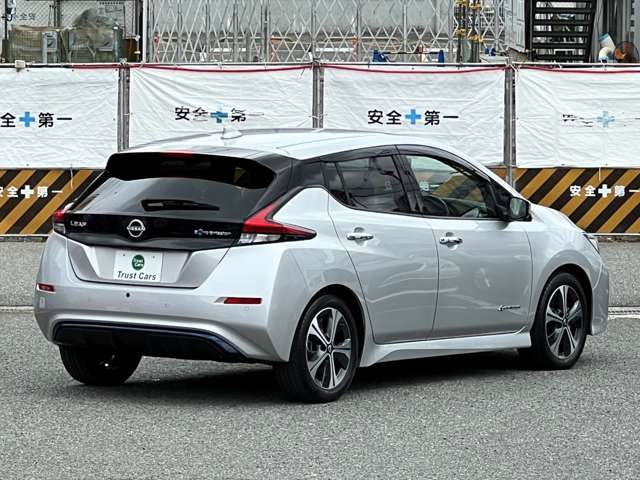 日産 リーフ Ｘ　Ｖセレクション R4年 (近畿) 99