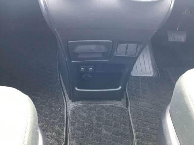 トヨタ ノア ２．０ Ｘ ４ＷＤ R3年 (東北) 99