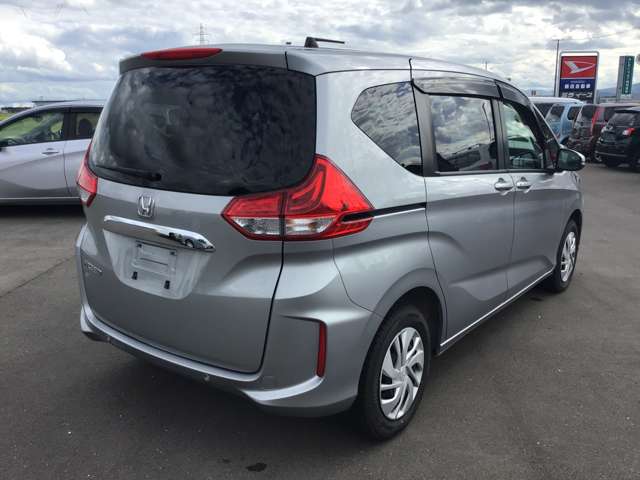 ホンダ フリード １．５ Ｇ ホンダセンシング ４ＷＤ R3年 (東北) 99