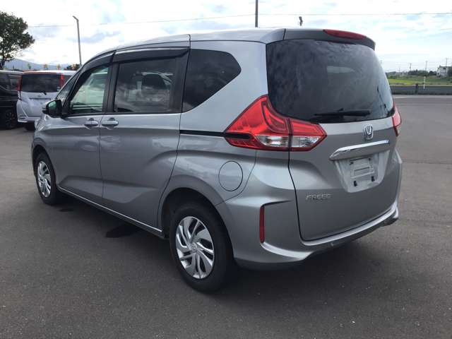 ホンダ フリード １．５ Ｇ ホンダセンシング ４ＷＤ R3年 (東北) 99