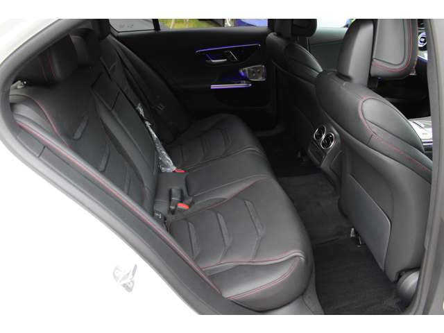 ＡＭＧ Ｃクラス Ｃ４３ ４マチック ４ＷＤ ＭＰ２０２６０１ R8年 (近畿) 99