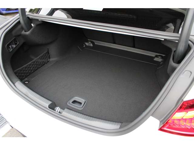 ＡＭＧ Ｃクラス Ｃ４３ ４マチック ４ＷＤ ＭＰ２０２６０１ R8年 (近畿) 99
