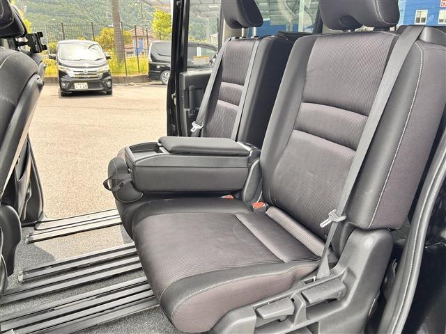 日産 セレナ ２．０ ハイウェイスター Ｖセレクション H30年 () 99