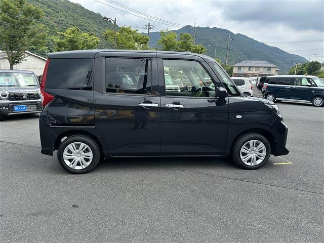 トヨタ ルーミー １．０ Ｘ R4年 (中国) 99