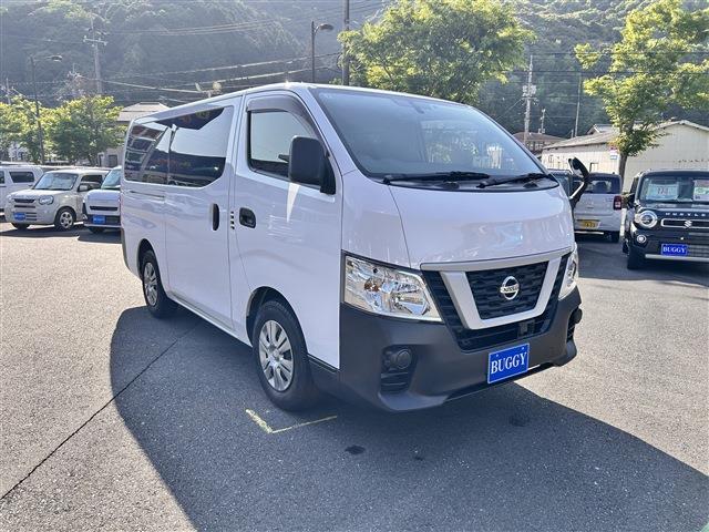 日産 ＮＶ３５０キャラバン ２．０ ＤＸ ロングボディ R3年 (中国) 99