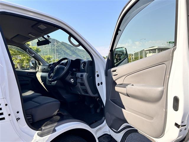 日産 ＮＶ３５０キャラバン ２．０ ＤＸ ロングボディ R3年 (中国) 99