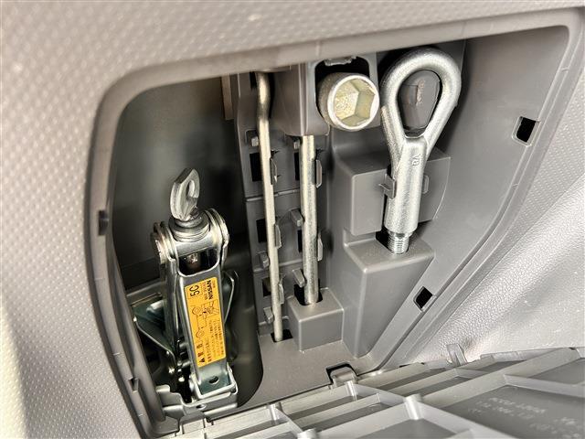 日産 ＮＶ１５０　ＡＤ １．５ エキスパート ＬＸ R2年 (中国) 99