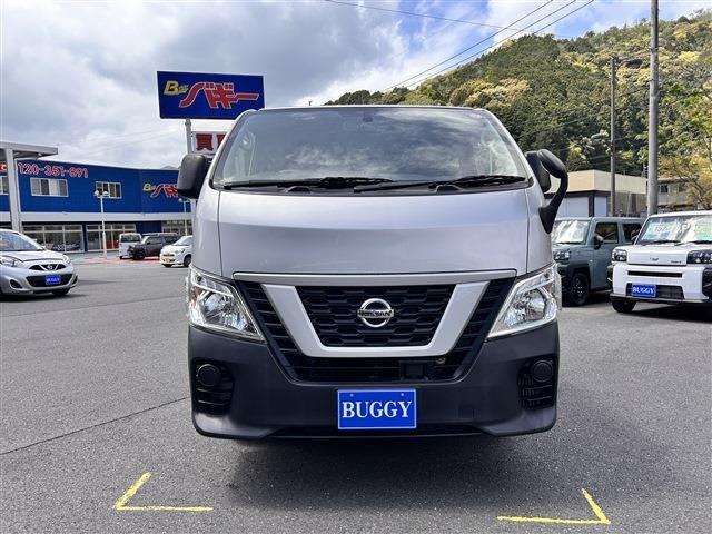 日産 ＮＶ３５０キャラバン ２．０ ＤＸ ロングボディ R1年 (中国) 99