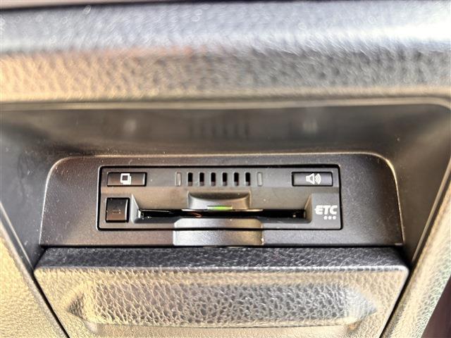 トヨタ ノア ２．０ Ｘ H28年 (中国) 99