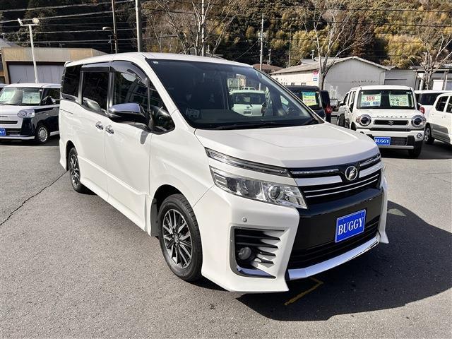 トヨタ ヴォクシー ２．０ ＺＳ 煌 H27年 (中国) 99